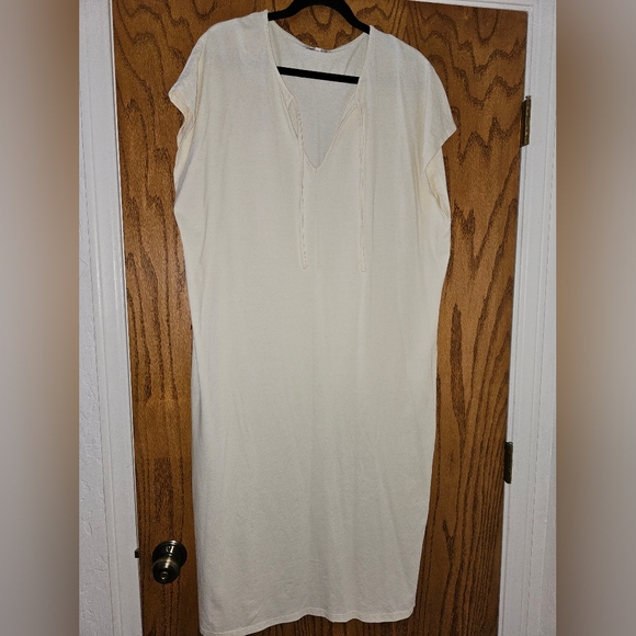 Z Supply • Cover-up • Cream/White Color • Womens Size L • Maxi - Picture 1 of 5